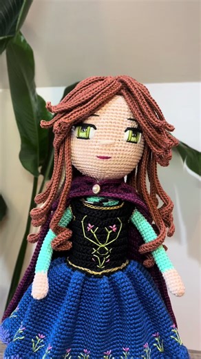 Crochet Anna from Frozen: Build a Snowman Fun!
