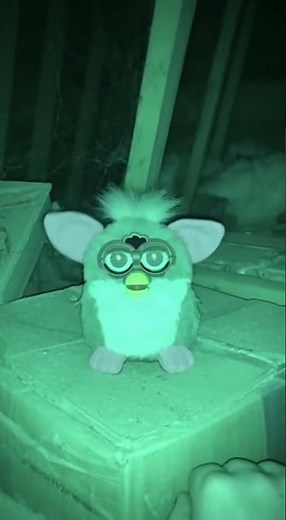 Furby With NO BATTERIES Started Talking