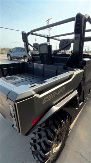 2026 CAN-AM Defender MAX X mr HD11 with half-doors WALK AROUND