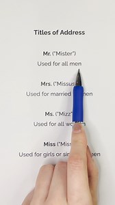🔎 Mr., Mrs., Miss, or Ms.? Learn the right way to address people! #fluentjoy #learnenglish #englishvocabulary #titlesofaddress #formalspeaking #improveyourenglish | FluentJoy