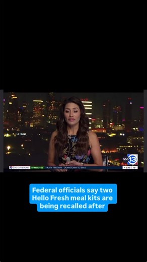 Federal officials say Two Hello Fresh meal kits are being recalled after listeria was found in spinach. So far no illnesses have been reported. The USDA says impacted meal kits include “Cheesy pulled pork pepper pasta” and “Unstuffed peppers with ground turkey.” If you’ve bought these products, don’t eat them. Throw them away or return them. Cleaning and washing any containers or surfaces that may have come in contact with the food is also recommended. . . . #ConsumerNews #HelloFresh #MorningTV 