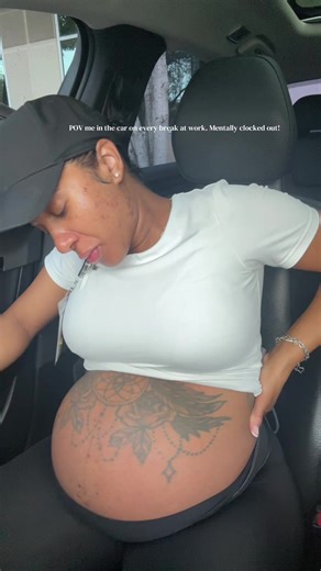 When to Consider Maternity Leave for Working Moms