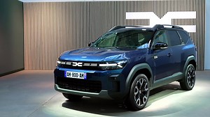 All-new Dacia Bigster Journey version Design Preview in Indigo Blue