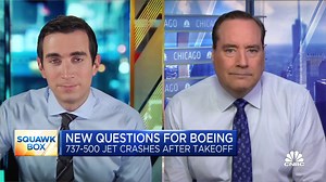 Investigation underway into Sriwijaya Air Boeing 737-500 crash