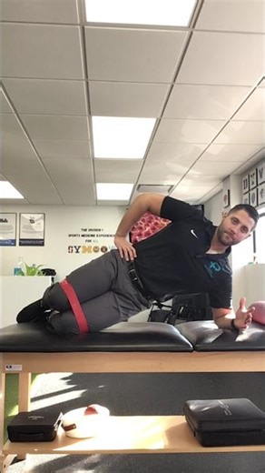 Side plank w clamshell