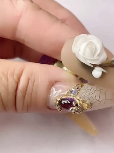 Matte Cream With 3D White Rose Nail Art