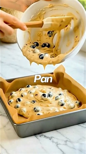 Fluffy blueberry banana oat cake—naturally sweet, flourless, and blender-ready in minutes! 🫐🍌🍰