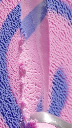 A favourite for everyone! Cotton Candy is swirrled with pink and purple cotton candy flavoured ice cream🍦🍭 Have you tried Cotton Candy? | Baskin-Robbins
