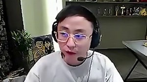 好好看我CF小丑之王的操作，一拳秒一警！#水晶哥 #kryst4l水晶哥 #游戏日常