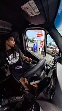 Who finna wait that long ? why my customer curse out 😂 #viral #shorts #youtubeshorts