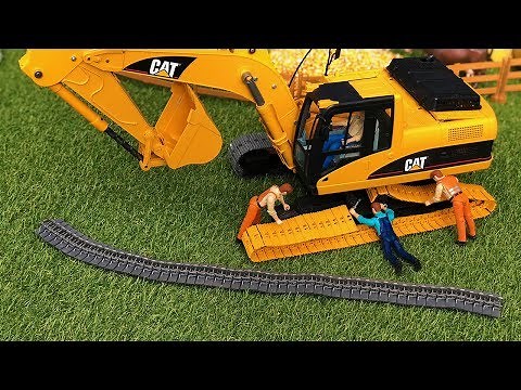 BRUDER excavator in TROUBLE! JCB Backhoe RC toys action for kids!