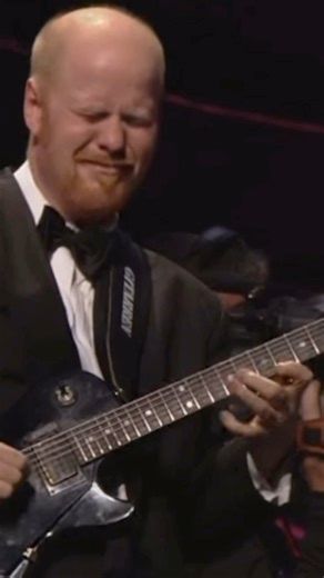 Happy birthday to our beloved Ulf Wakenius! 🔥 Solo on OP's Backyard Blues at Festival International de Jazz de Montréal in 2004 (OP, NHØP, Ulf and Alvin Queen). We'll be sharing some special performances in 2025 with Ulf in honour of OP 100, so stay tuned! #oscarpeterson #ulfwakenius #jazz #jazzpiano #jazzpianist #pianosolo #jazzsolo #legend #jazzlegend #jazzmaster #pianist #piano #pianoplayer #goat #jazzmusic #jazzmusician #solo #songoftheday #icon #instajazz #jazzguitar #guitarsolo #guitarlic