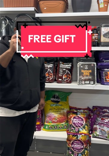 Get a FREE 10 Litre Compost Bag with Garden Tools Purchase!