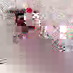 Groom hid his infidelity while the bride fixed her dress. | Fabiosa Hearty