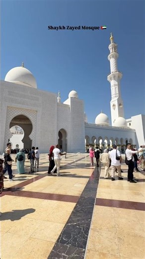 The Sheikh Zayed Grand Mosque Abu Dhabi 🇦🇪 #UAE #Dubai #Abudhabi #shaikhzayedmosque #travel #yt