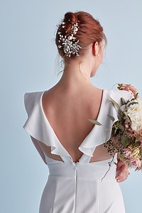 3 Cool Short Wedding Hairstyles (& how to recreate them!) | David's Bridal Blog