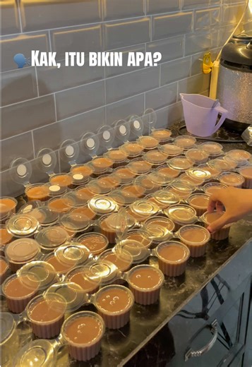 Ini pudding susu yaa 🤍 Bisa beli offline (Malang Kota) atau order online. Kalau mau buat sedekah ke masjid/panti juga bisa banget, nanti ada dokumentasinya 🙌🏻 Mau bikin sendiri? Resepnya ada di link bio ✨ Pilihan paketnya: • Paket A: Resep digital (PDF) • Paket B: Resep digital konsultasi privat tanpa batas waktu • Paket C: Resep digital konsultasi privat video tutorial • Paket VT: Video tutorial lengkap (alat, bahan, merk & takaran pas) Udah 200 member Sasa’s Sweet Bite yang buka usaha pakai