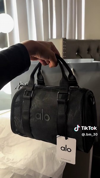 Stylish Mini Sheer Duffle Bag Haul | Alo Fashion Collection