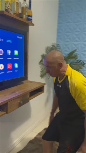 𝙏𝙊𝘾𝙊 𝙋𝙀𝙍𝙎𝙊𝙉𝘼𝙇 on Instagram: "Quando o Var não funciona#viral #viralizar #futebol #clube #cbf"