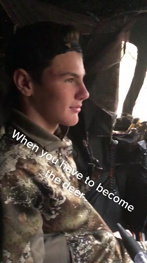 It was a slow day of hunting 😂 #hunting #funny #bored #deerseason