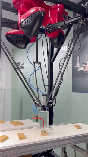 Parallel visual spider robotic arm#industrial #Welding #borunte #palletizingrobot #spiderman