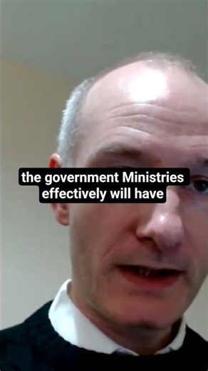 france kicks out microsoft windows and replaces with linux! #linux #windows11 #archlinux