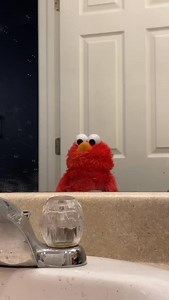 Elmo’s full of joy for the new week ahead. - #elmo #elmomemes #funnyvideos #mondaymotivation #mondayitis #comedy #dailylaugh - - - - - | Britmanspeaks