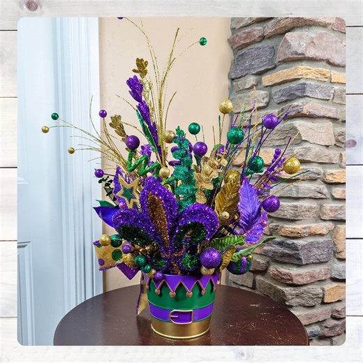 Handmade Mardi Gras Centerpiece With Fleur De Lis, Purple Green Gold Sprays, Table Party Accent, New Orleans Carnival Arrangement - Etsy