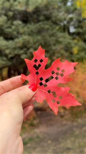 Katie Jane Powell | when i’m in a creative slump, doing a low pressure creative exercise helps me feel so inspired 🕊️💫 | Instagram