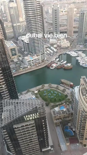 ‏#vacances #dubai #familia #pas d'avion