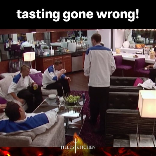 Chef Ray Dips His Finger in the Risotto! #HellsKitchen #GordonRamsay #HellsKitchenUSA | Hell's Kitchen USA