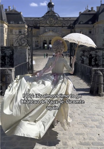 Want to see more time traveling?? Head to my IG for more! #instagrampartner FLASH ⚠️ FOR THE LAST TEN SECONDS