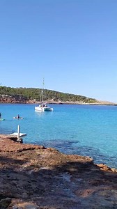 The walk along Portinatx promonade... Simply beautiful all the way 😍 Have a fabulous Monday ♥️ #ibiza | Discover Ibiza