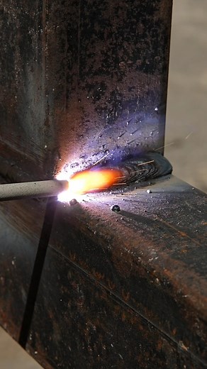 1M views · 4.8K reactions | beginner welder thin metal angle welding test #iron #welder #art #welding | Iron Welder Art | Facebook