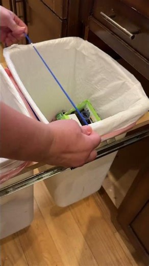 Best Trash Can Bands for 13 to 33 Gallon Bags | Mission Gallery