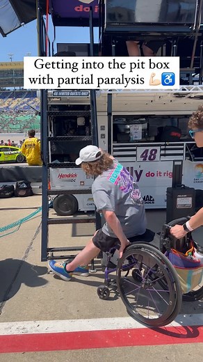 This is why I go to the gym 🤘🏼💪🏻 #sciwarrior #scirecovery #paralyzed #paraplegic #paraplegia #wheelchair #wheelchairlife #adaptandachieve #partiallyparalyzed #t12paraplegic #t12injury #spinalcordinjury #scilife #disabled #physicallydisabled #stairs #climbing #climbingstairs #wheelchairgymlife #wheelchairgym #workout #gym #gymlife | Mason Branstrator