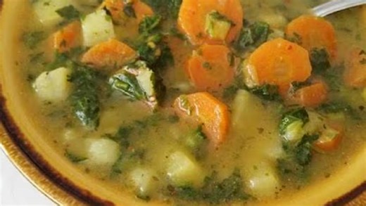 Zdrava PROLEĆNA ČORBA od kopriva jača organizam i krv - Recept iz bakine sveske za obrok pun vitamina, krepi um i dušu