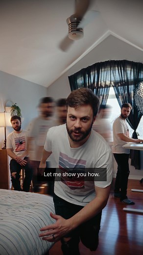 Tutorial: Echo Printing. What do you want to challenge us with next? Tutorial: 1. Before shooting, choose clothing that contrasts well with the background because you need to magic mask/auto mask/rotobrush. 2. Put your camera on a tripod and shoot yourself walking in a zig zag position towards the camera. Make sure each spot you walk to is closer to the camera than the previous spot. 3. In your editor, speed ramp or cut your clips so there is ~6 frames of you walking from spot to spot. 4. Magic