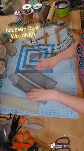 21K views · 341 reactions | New YouTube tutorial This wreath is available You can buy this wreath as a kit also #decor #crafter #wreath #wreathmaker #diy #crafty #howto #tutorial | Southern Owls | Facebook