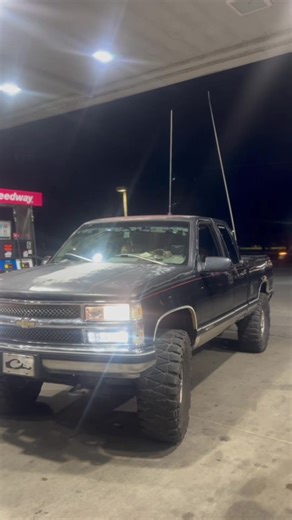 Bogator's Bubba Truck: Chevy Rig Life