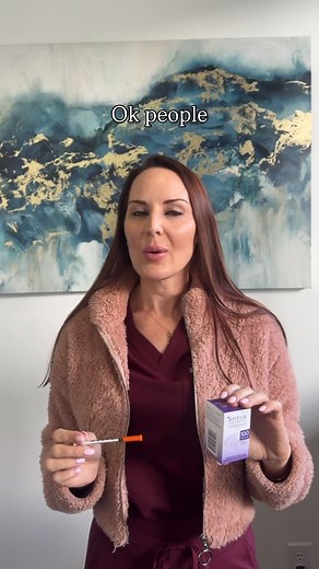 Botox Day is almost here and the deals start tomorrow at 10 am 🎉💉 Buy one $50 Alle gift card and get one free, then register for the sweepstakes by 11/30 and get treated by 12/12 for the chance to win $25,000! Colair is already home to a past $25,000 winner… plus a $500 and $250 winner. We’re lucky, so come try your luck with us😉 We’re also hosting our own Botox Day raffle! Two winners. Two incredible prizes. Winner 1: Free Botox for a year Winner 2: A Skinvive Hydrating Glow Treatment (2 syr