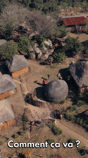 Notre série SOUVENIRS est sortie sur CANAL et voici la bande-annonce 👯‍♂️ « SOUVENIRS : Le Fabuleux Voyage de Seb & Sofyan », c’est notre série documentaire en 8 épisodes. On a voyagé en Inde, Roumanie, Afrique du Sud et Corée du Sud pour vous ramener pleins de souvenirs 🇰🇷🇮🇳🇷🇴🇿🇦 🗓️ Rendez-vous dès maintenant exclusivement sur CANAL | Seb la Frite