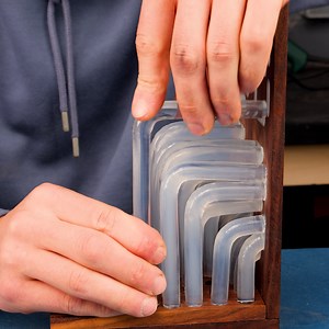 603K views · 619 reactions | Glue Stick as an LED Clock DIY | Crafty Panda How | Facebook