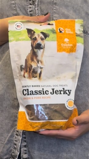 The dogs of The Dodo have been busy testing our new treats with Caledon Farms — and Feta approves! “I love that they’re made with simple, limited ingredients I can recognize — and so does she.” — Belinda, Senior Director, Production & Operations, The Dodo | The Dodo