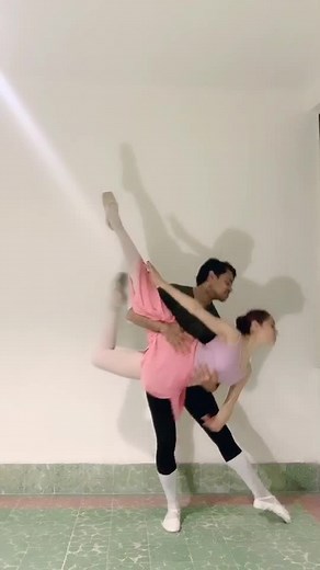 Fish Ballet: Pescadito en Danza