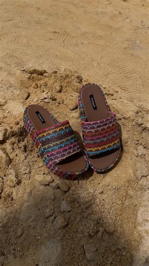 OUTLASH on Instagram: "I would have one of each please 😍✨ VEDA PLATFORM SLIDES IN MULTIKS AND BLUE Inclusive size range;36-45 #outlashbrand"