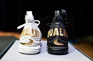 The Nike LeBron 15 ‘EQUALITY’ sneakers find a home at the Smithsonian - Andscape