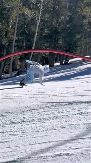 Bluebird Day at Lee Canyon! #leecanyon #lasvegas #snowboarding #tricks #sendit #winter #fypシ #foryou