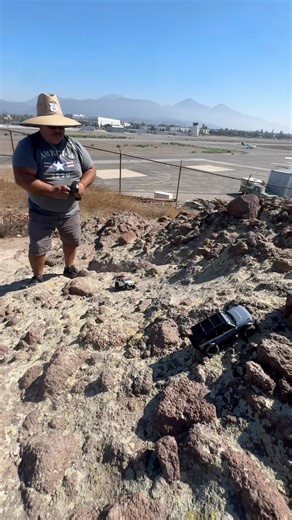 We let some fellow crawlers who happened to be at our Super Top Secret Testing Facility take the new Axial SCX30 for a spin.👀 Sometimes, it only takes a few minutes behind the wheel to understand what makes something special. #Axial #SCX30 | Axial Adventure