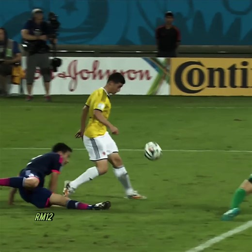 James Rodriguez 2014. Ib:@FIFA World Cup #fifaworldcup #worldcup #footballedit #fyp #viral